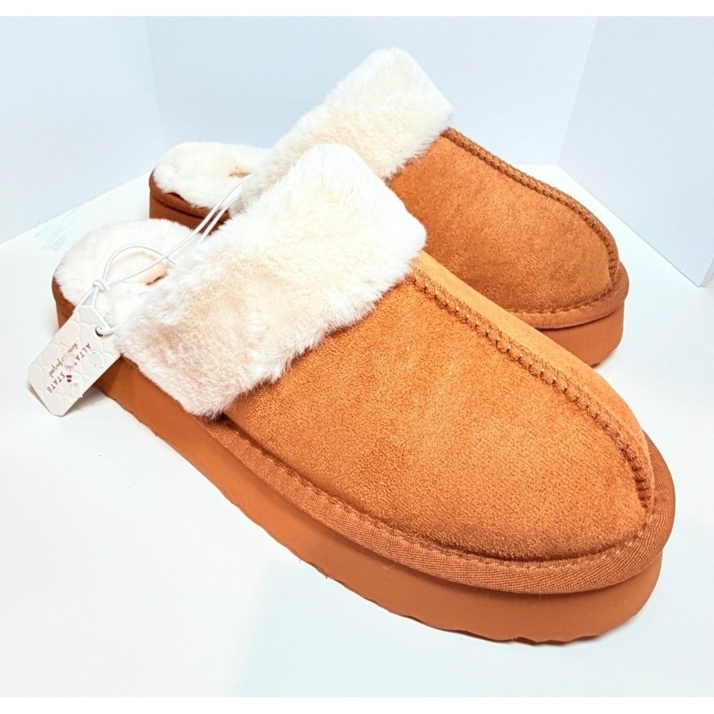 Altar'd State Matisse Mammoth Slippers Women's Size 7 New MSRP $69.95